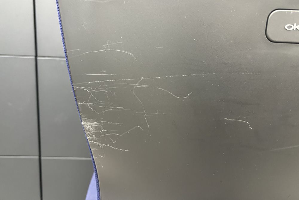 オカムラ カロッツァチェア 中古 OKAMURA Carrozza クッション ブルー ローバック 肘無 中古オフィス家具 オフィスチェアの画像