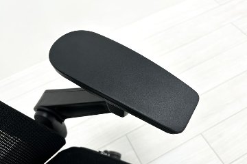 イトーキ アクトチェア 2019年製 中古 エクストラハイバック Act 事務椅子 ITOKI 中古オフィス家具 ブラックの画像