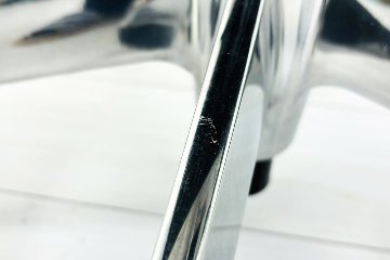 コーラルチェア ハイバック オカムラ 中古 背メッシュ 固定肘 中古オフィス家具 中古チェア Choral ブラックの画像