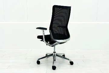 コーラルチェア ハイバック オカムラ 中古 背メッシュ 固定肘 中古オフィス家具 中古チェア Choral ブラックの画像