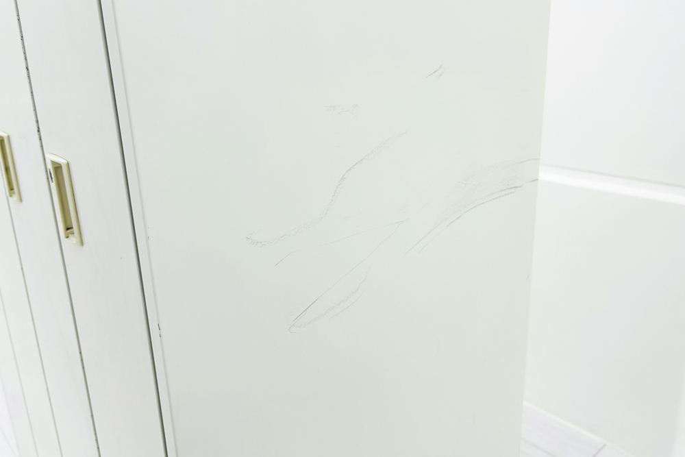 オカムラ FZロッカー 4人用ロッカー スチールロッカー 中古 縦長ロッカー 収納家具 中古オフィス家具 シリンダー錠 900/515/1790の画像