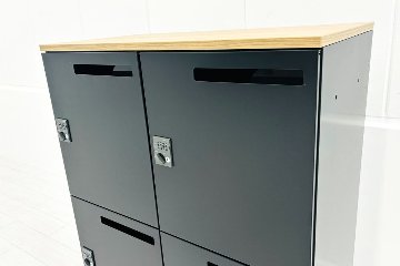 4人用ロッカー 中古 コクヨ ブラック エディア パーソナルロッカー 中古オフィス家具 ダイヤル錠 900/450/1130の画像
