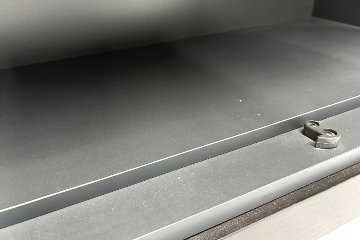 オカムラ ガラス書庫 ガラス書架 収納家具 中古書架 中古オフィス家具 役員収納家具 920/450/1800の画像