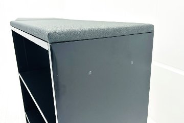 【2台セット】 コクヨ エディア 中古 木目パネル付き オープン書庫 スチールキャビネット 収納家具 中古オフィス家具 ブラック 900/450/1240の画像