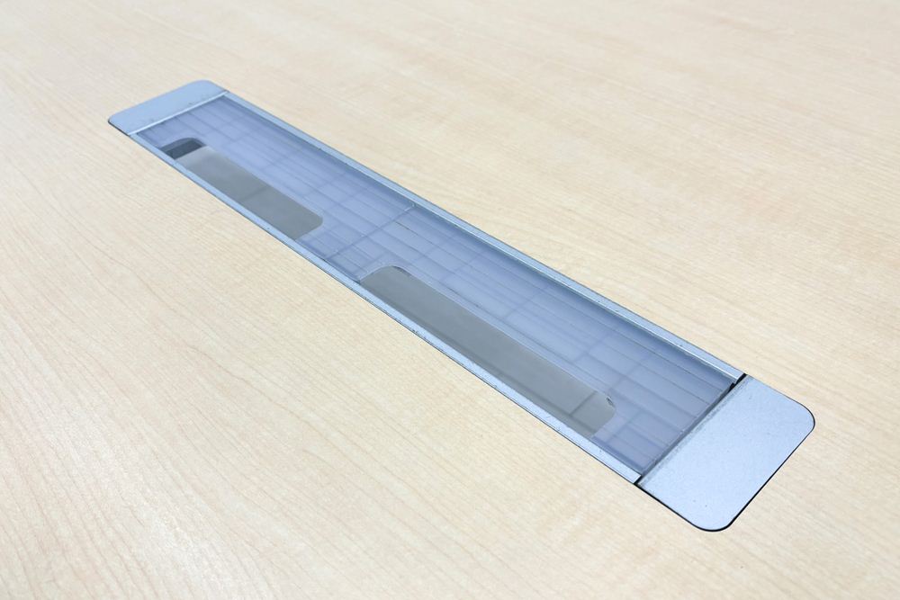 舟形天板 プラス PULS ミーティングテーブル 中古 小型会議テーブル 中古オフィス家具 2200/1000/720の画像