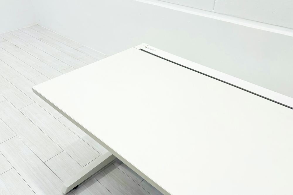 平机 幅1200 中古 平デスク イトーキ CZR 中古机 平デスク 事務机 中古オフィス家具 ホワイト 1200/700/720の画像