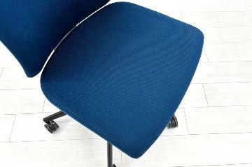 コクヨ ウィザードチェア 肘無 中古 ウィザード2 ローバック 中古オフィス家具 KOKUYO Wizard ブルーの画像