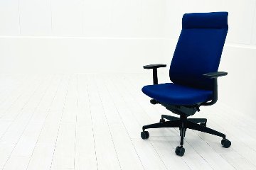 コクヨ ウィザード2 中古 ミドルマネージメントチェア ヘッドレスト付 固定肘  中古オフィス家具 KOKUYO プルシアンブルーの画像