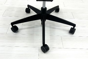 コクヨ ウィザード2 中古 ミドルマネージメントチェア ヘッドレスト付 固定肘  中古オフィス家具 KOKUYO プルシアンブルーの画像