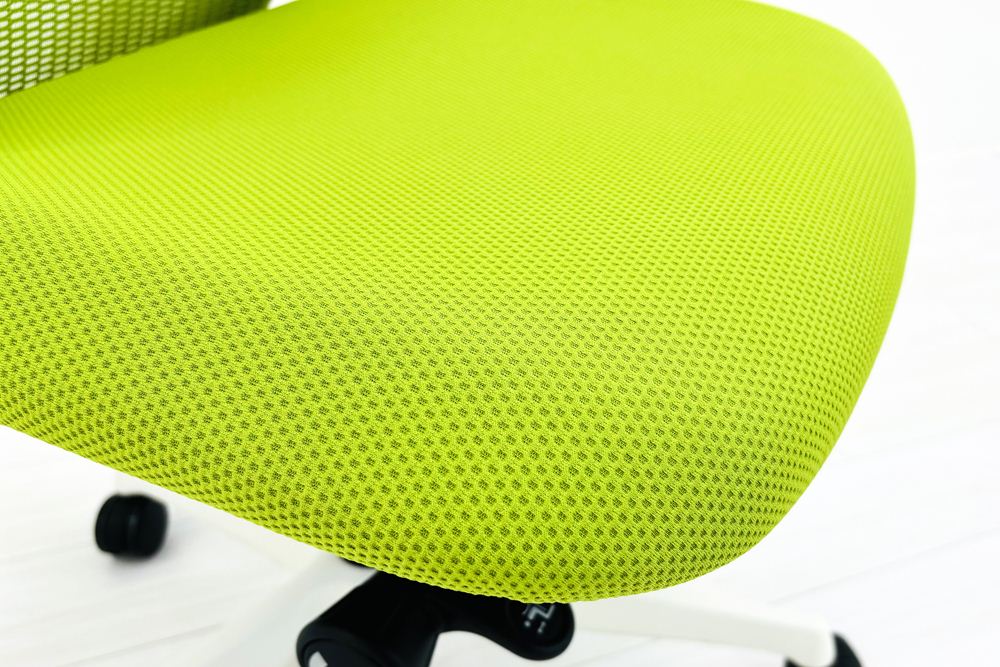 中古オフィスチェア オカムラ シルフィーチェア 中古 2015年製 ローバック 肘無 Sylphy メッシュ 中古オフィス家具 ライムグリーンの画像