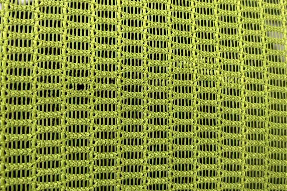 中古オフィスチェア オカムラ シルフィーチェア 中古 2015年製 ローバック 肘無 Sylphy メッシュ 中古オフィス家具 ライムグリーンの画像