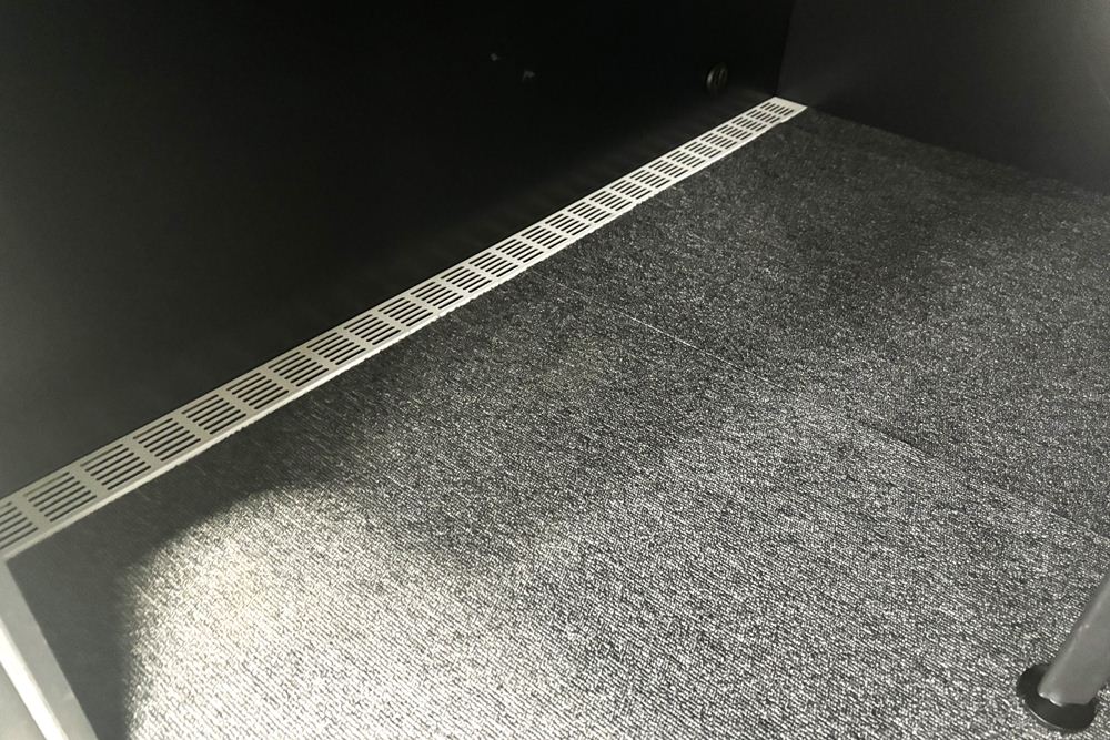 TERECUBE オカムラ テレキューブ 中古 フルクローズ型ワークブース 個室防音ブース ソロワークブース 中古オフィス家具 1200/1100/2310の画像