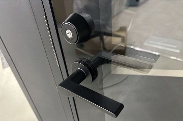 TERECUBE オカムラ テレキューブ 中古 フルクローズ型ワークブース 個室防音ブース ソロワークブース 中古オフィス家具 1200/1100/2310の画像