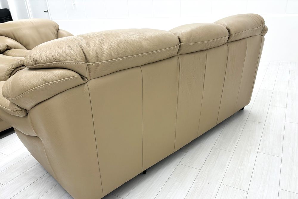 IDC 大塚家具 応接家具セット 中古 【4点セット】応接ソファ 高級家具 革 レザー 中古オフィス家具の画像