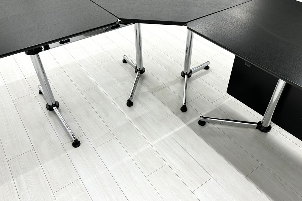 USMキトス USM kitos 中古 連結ワークテーブル ワーキングデスク 中古オフィス家具 2700/1700/745の画像