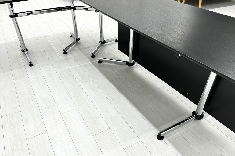 USMキトス USM kitos 中古 連結ワークテーブル ワーキングデスク 中古オフィス家具 2700/1700/745の画像