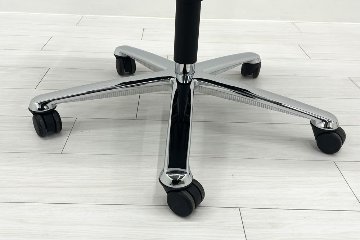  Wilkhahn Modus ウィルクハーン モダスチェア 中古 エグゼクティブチェア マネジメントチェア ブラック 中古オフィス家具 本革張り レザーの画像