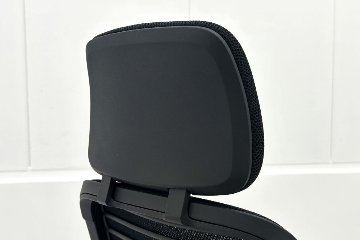 シリーズ1 スチールケース 中古 2024年製 ヘッドレスト付 Steelcase PARCEL Series1 中古オフィス家具 OAチェア ブラックの画像