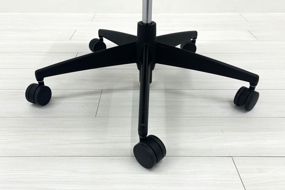 コクヨ プントチェア 中古 ローバック 肘無 KOKUYO クッション 中古オフィス家具 中古オフィスチェア オレンジの画像