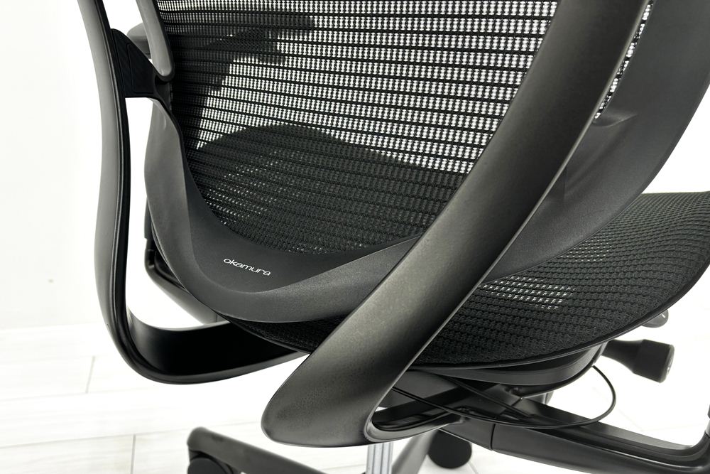 オカムラ コンテッサセコンダ 中古 2017年製 Contessa seconda コンテッサチェア 中古オフィス家具 メッシュ ブラック CC81MR-FPG1の画像