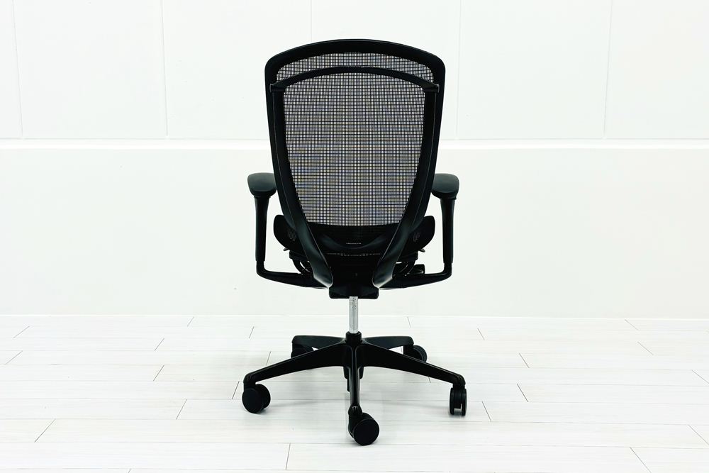 オカムラ コンテッサセコンダ 中古 2017年製 Contessa seconda コンテッサチェア 中古オフィス家具 メッシュ ブラック CC81MR-FPG1の画像
