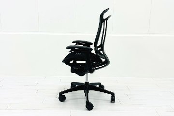 オカムラ コンテッサセコンダ 中古 2017年製 Contessa seconda コンテッサチェア 中古オフィス家具 メッシュ ブラック CC81MR-FPG1の画像