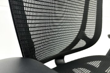 オカムラ コンテッサセコンダ 中古 2017年製 Contessa seconda コンテッサチェア 中古オフィス家具 メッシュ ブラック CC81MR-FPG1の画像