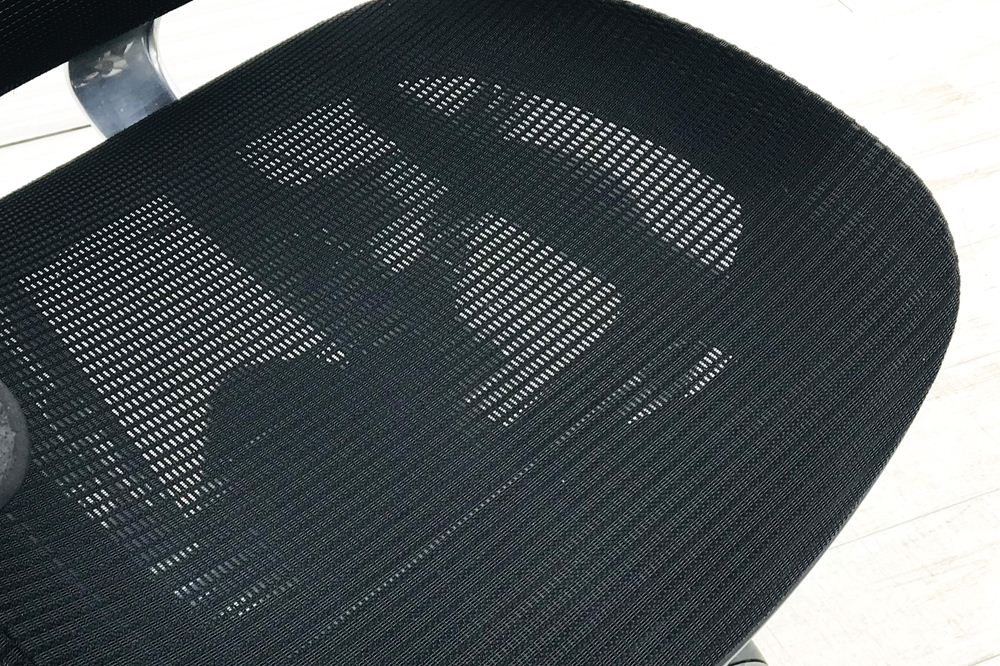 OKAMURA Contessa コンテッサチェア 中古 オカムラ メッシュ ブラック 中古オフィス家具 オフィスチェア ポリッシュフレームの画像