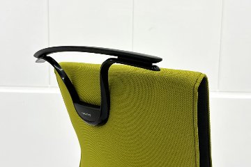 コクヨ プントチェア 中古 ローバック 肘無 KOKUYO クッション 中古オフィス家具 中古オフィスチェア リーフグリーンの画像