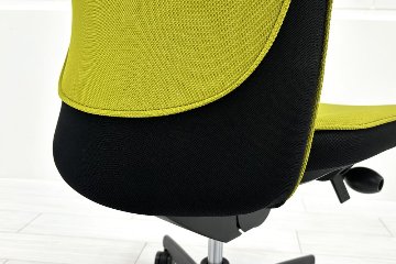 コクヨ プントチェア 中古 ローバック 肘無 KOKUYO クッション 中古オフィス家具 中古オフィスチェア リーフグリーンの画像