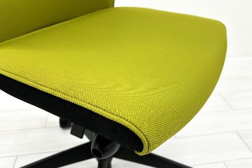 コクヨ プントチェア 中古 ローバック 肘無 KOKUYO クッション 中古オフィス家具 中古オフィスチェア リーフグリーンの画像