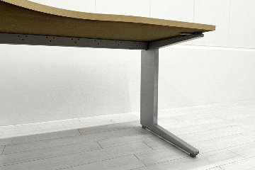 オカムラ プロユニット L型デスク L字デスク 中古 Ｌ字机 中古デスク 中古オフィス家具 オフィスデスク 事務机 1600/1400/720 左550の画像