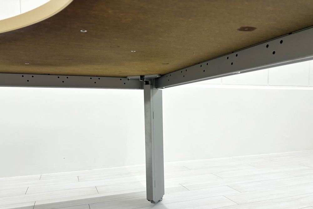 オカムラ プロユニット L型デスク L字デスク 中古 Ｌ字机 中古デスク 中古オフィス家具 オフィスデスク 事務机 1600/1400/720 右550の画像