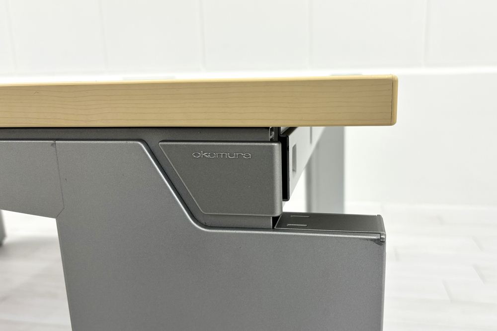 オカムラ プロユニット L型デスク L字デスク 中古 Ｌ字机 中古デスク 中古オフィス家具 オフィスデスク 事務机 1600/1400/720 右550の画像