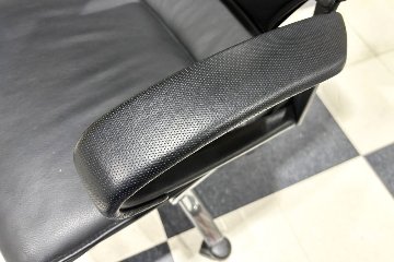  Wilkhahn Modus ウィルクハーン モダスチェア 中古 エグゼクティブチェア マネジメントチェア ブラック 中古オフィス家具 本革張り レザーの画像