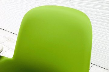 ノードチェア スチールケース 中古 ミーティングチェア 多目的チェア 480120 会議椅子 学習チェア 教育用チェア 中古オフィス家具 ワサビの画像