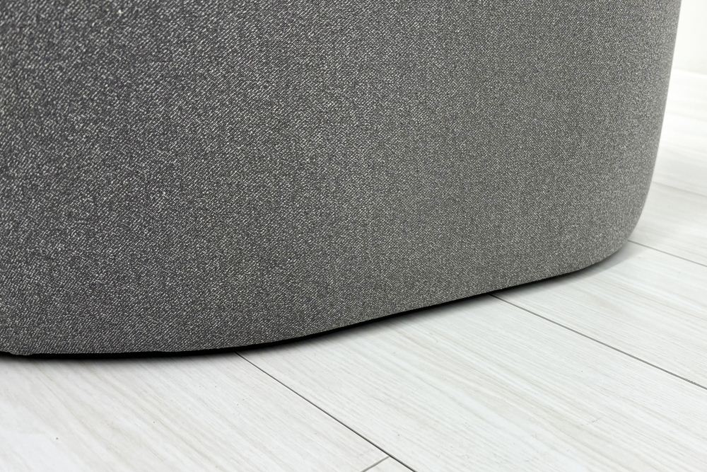 オカムラ ココモリ 中古 2023年製 ミーティングチェア 多目的チェア スツール グレー 中古オフィス家具の画像