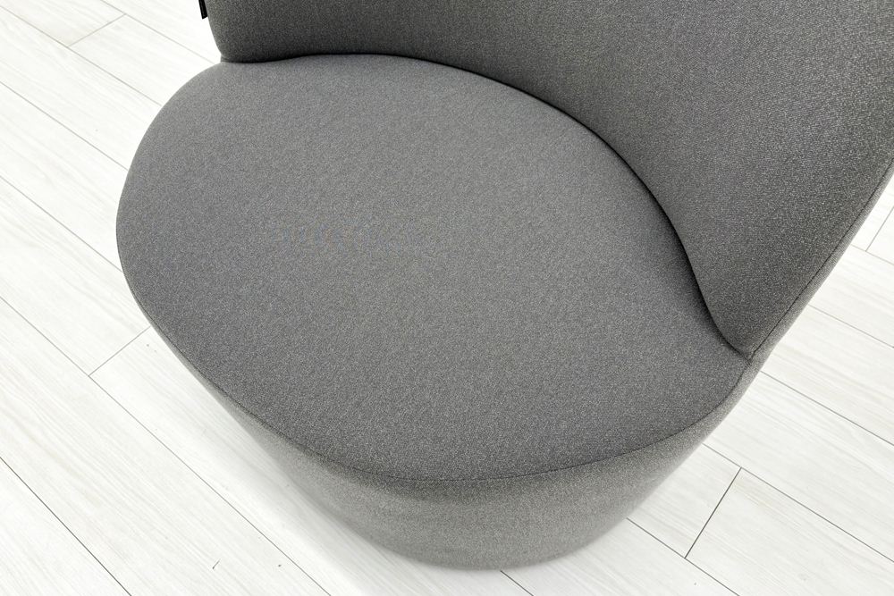 オカムラ ココモリ 中古 2023年製 ミーティングチェア 多目的チェア スツール グレー 中古オフィス家具の画像