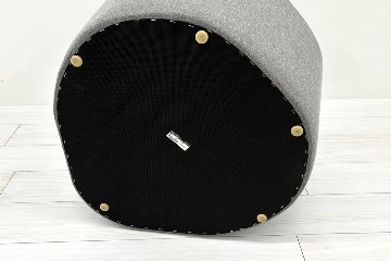 オカムラ ココモリ 中古 2023年製 ミーティングチェア 多目的チェア スツール グレー 中古オフィス家具の画像