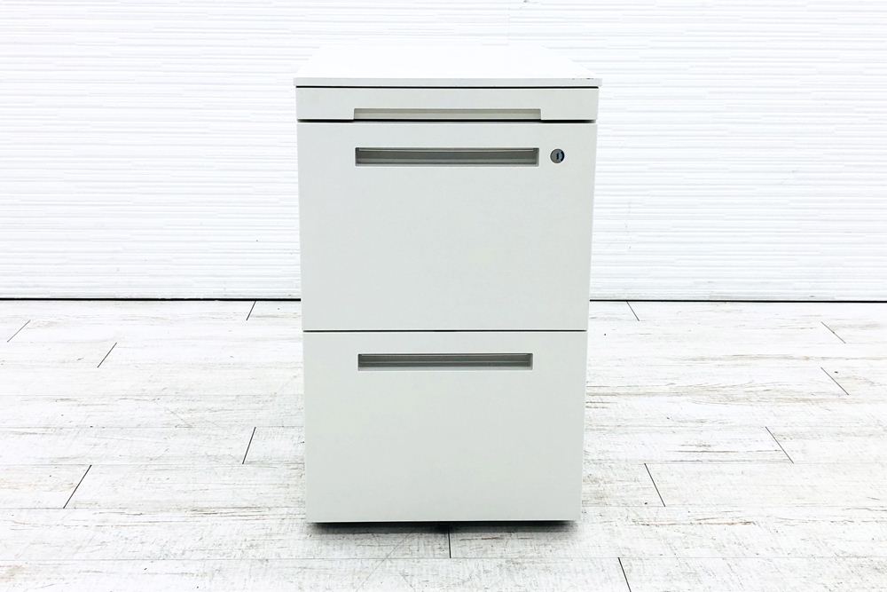 イトーキ CZRワゴン スチールワゴン 3段ワゴン 中古 収納家具 袖机 脇机 CZR-046MPCB-W9 ホワイト ワゴン3段の画像