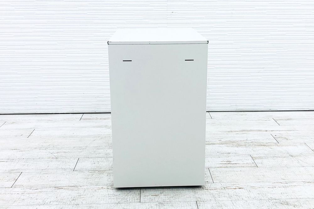 イトーキ CZRワゴン スチールワゴン 3段ワゴン 中古 収納家具 袖机 脇机 CZR-046MPCB-W9 ホワイト ワゴン3段の画像