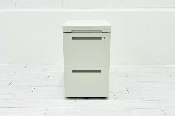 イトーキ CZRワゴン スチールワゴン 3段ワゴン 中古 収納家具 袖机 脇机 ホワイト ワゴン3段 シリンダー錠 400/593/657の画像