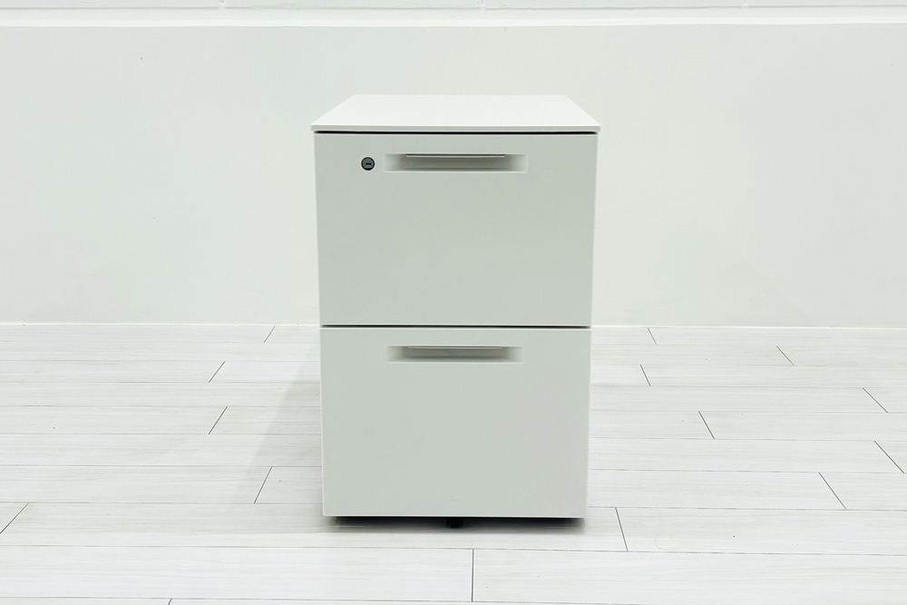 コクヨ ISシリーズ 2段ワゴン 中古 キャビネット 収納家具 袖机 脇机 ホワイト ワゴン2段 中古オフィス家具 シリンダー錠 395/602/600の画像