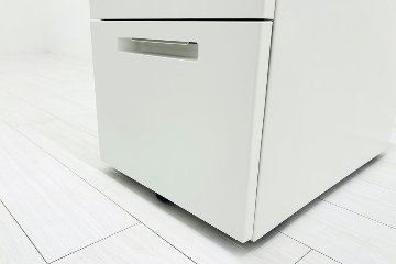 コクヨ ISシリーズ 2段ワゴン 中古 キャビネット 収納家具 袖机 脇机 ホワイト ワゴン2段 中古オフィス家具 シリンダー錠 395/602/600の画像