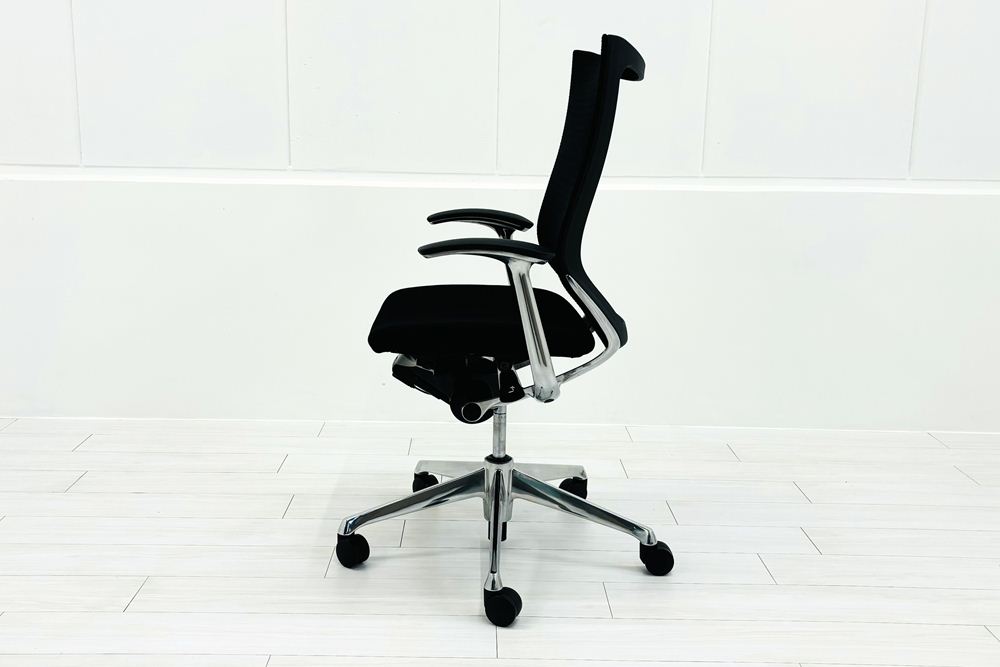 バロンチェア 中古 オカムラ メッシュ ブラック | 中古オフィス家具