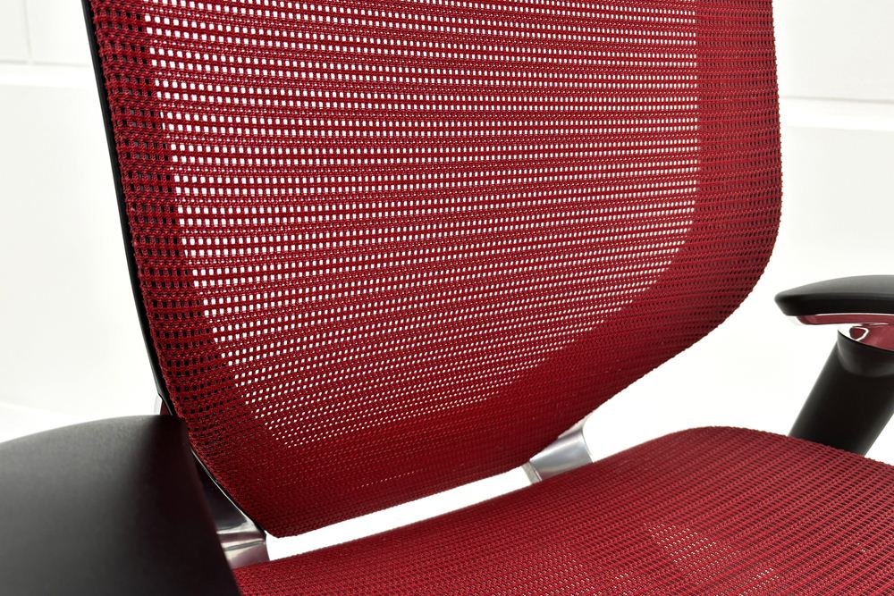 バロンチェア 中古 オカムラ Baron 可動肘 ハイバック 中古オフィス家具 中古オフィスチェア 事務椅子 メッシュチェア レッドの画像