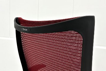 バロンチェア 中古 オカムラ Baron 可動肘 ハイバック 中古オフィス家具 中古オフィスチェア 事務椅子 メッシュチェア レッドの画像