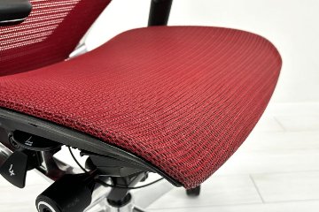 バロンチェア 中古 オカムラ Baron 可動肘 ハイバック 中古オフィス家具 中古オフィスチェア 事務椅子 メッシュチェア レッドの画像