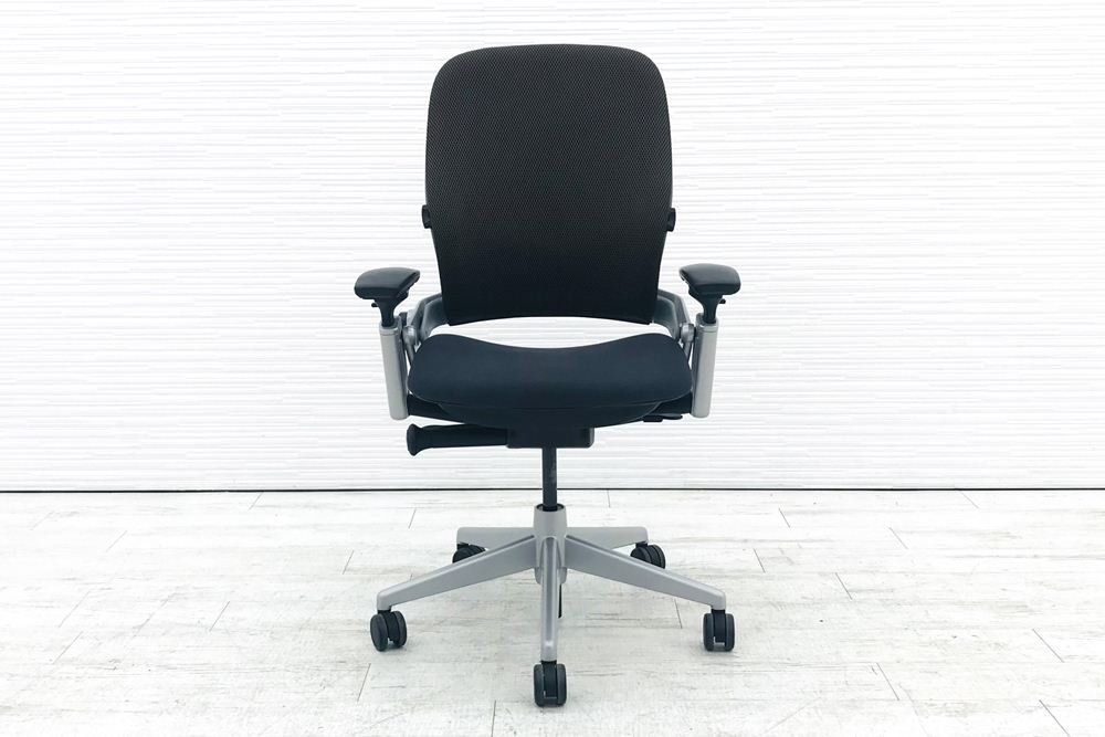 リープチェア V2 スチールケース 中古 背ブラウン 座グレー Steelcase Leap 中古オフィス家具 OAチェア 46216189の画像