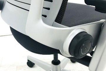 リープチェア V2 スチールケース 中古 背ブラウン 座グレー Steelcase Leap 中古オフィス家具 OAチェア 46216189の画像
